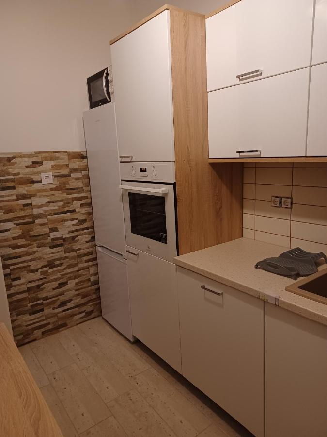 Nati Es Bea Vendeghaz Apartment Hajduszoboszlo Ngoại thất bức ảnh